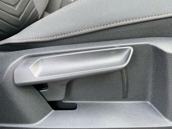 CUPRA BORN Born 170Kw E-Boost V2 59Kwh 5Dr Auto Hatchback
