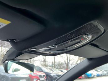 AUDI A4 2.0 Tdi 35 Black Edition Saloon 4Dr Diesel S Tronic Euro 6 (S/S)