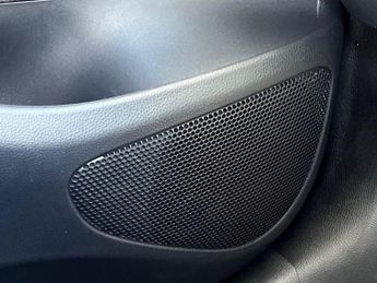 TOYOTA YARIS 1.5 Vvt-H Icon Hatchback 5Dr Petrol Hybrid E-Cvt Euro 6 (S/S) (1