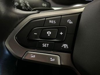 VOLKSWAGEN POLO 1.0 Tsi R-Line Hatchback 5Dr Petrol Dsg Euro 6 (S/S) (110 Ps)