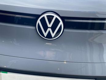 VOLKSWAGEN ID.5 Pro 77Kwh Style Suv 5Dr Electric Auto (174 Ps)