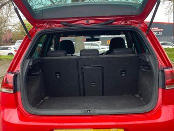 VOLKSWAGEN GOLF 2.0 Tdi Bluemotion Tech R-Line Edition Hatchback 5Dr Diesel Dsg 