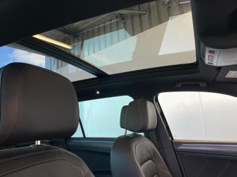 VOLKSWAGEN TIGUAN 1.5 Tsi R-Line Suv 5Dr Petrol Dsg Euro 6 (S/S) (150 Ps)
