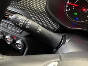 DACIA SANDERO STEPWAY 1.0 Tce Prestige Hatchback 5Dr Petrol Cvt Euro 6 (S/S) (90 Ps)