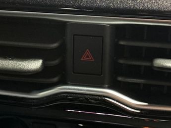 NISSAN JUKE 1.0 Dig-T Tekna 5Dr Dct