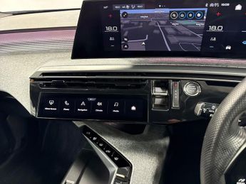 PEUGEOT 3008 73Kwh Gt Suv 5Dr Electric Auto (210 Ps)