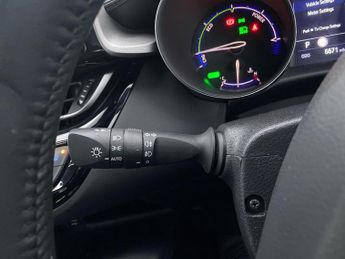 TOYOTA C-HR 1.8 Vvt-H Gpf Icon Suv 5Dr Petrol Hybrid Cvt Euro 6 (S/S) (122 P