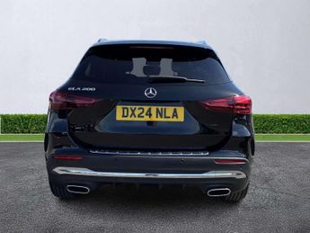 MERCEDES-BENZ GLA Gla 200 Amg Line Executive 5Dr Auto