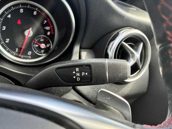 MERCEDES-BENZ GLA Gla 250 4Matic Amg Line Premium Plus 5Dr Auto