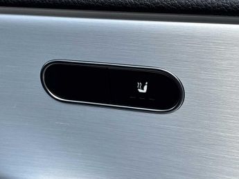 MERCEDES-BENZ CLA Cla 220D Amg Line Premium 4Dr Tip Auto