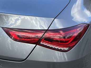 MERCEDES-BENZ CLA Cla 220D Amg Line Premium 4Dr Tip Auto