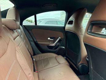MERCEDES-BENZ CLA Cla 250E Amg Line Premium 4Dr Tip Auto