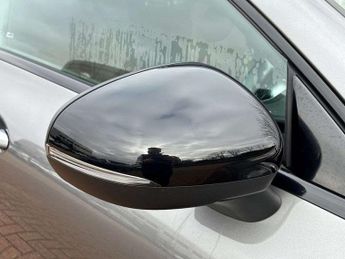 MERCEDES-BENZ CLA Cla 250E Amg Line Premium 4Dr Tip Auto