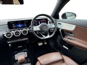 MERCEDES-BENZ CLA Cla 250E Amg Line Premium 4Dr Tip Auto