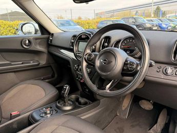 MINI COUNTRYMAN 2.0 Cooper D 5Dr Auto