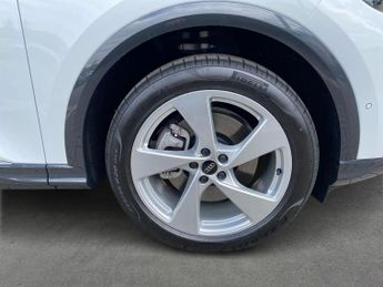 AUDI Q5 2.0 Tfsi Quattro S Line 5Dr S Tronic [S+V]