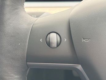 TESLA MODEL 3 Standard Range Plus Saloon 4Dr Electric Auto Rwd (241 Bhp)