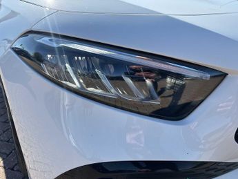 MERCEDES-BENZ A CLASS A180 Amg Line Premium 5Dr Auto