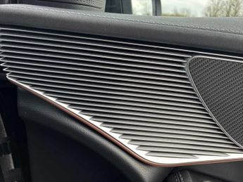 MERCEDES-BENZ EQC Eqc 400 300Kw Amg Line Edition 80Kwh 5Dr Auto