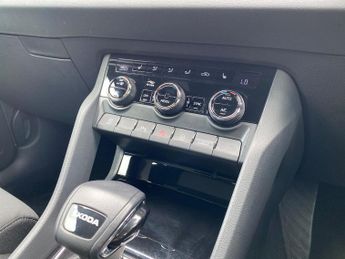 SKODA KAROQ 1.5 Tsi Act Sportline Suv 5Dr Petrol Dsg Euro 6 (S/S) (150 Ps)