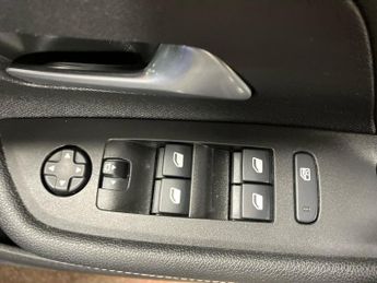 VAUXHALL MOKKA 1.2 Turbo Launch Edition Suv 5Dr Petrol Auto Euro 6 (S/S) (130 P