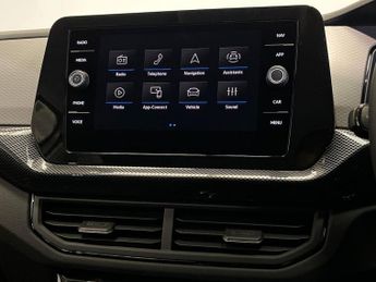 VOLKSWAGEN T-CROSS 1.0 Tsi 115 Life 5Dr Dsg