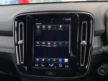 VOLVO XC40 1.5 T3 R-Design Pro Suv 5Dr Petrol Auto Euro 6 (S/S) (163 Ps)