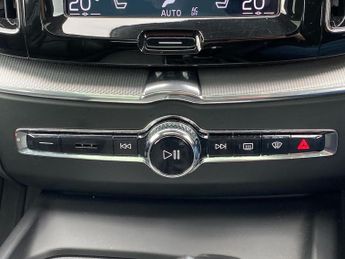 VOLVO XC60 2.0 D4 Inscription Pro 5Dr Awd Geartronic