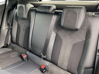 PEUGEOT 2008 1.2 Puretech 130 Gt Premium 5Dr Eat8