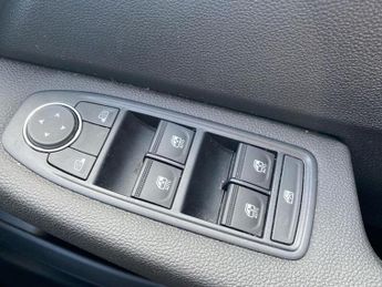 RENAULT CLIO 1.6 E-Tech Evolution Hatchback 5Dr Petrol Hybrid Auto Euro 6 (S/