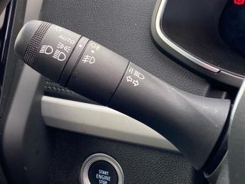 RENAULT ZOE 100Kw Iconic R135 50Kwh Boost Charge 5Dr Auto