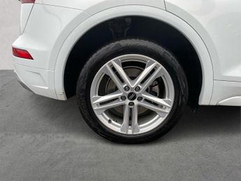 AUDI Q5 2.0 Tdi 40 S Line Suv 5Dr Diesel S Tronic Quattro Euro 6 (S/S) (