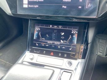 AUDI E-TRON 55 Black Edition Suv 5Dr Electric Auto Quattro 95Kwh (408 Ps)