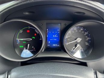 TOYOTA C-HR 1.8 Hybrid Dynamic 5Dr Cvt