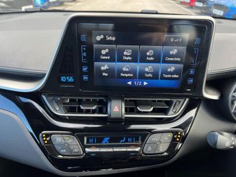 TOYOTA C-HR 1.8 Hybrid Dynamic 5Dr Cvt