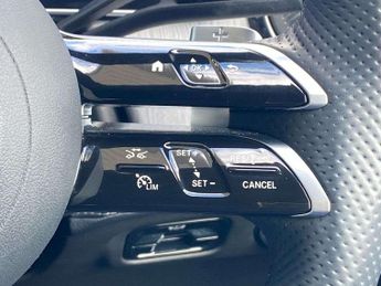 MERCEDES-BENZ EQE Eqe 350+ 215Kw Amg Line Edition 96Kwh 4Dr Auto
