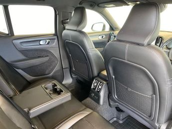 VOLVO XC40 1.5H T5 Twin Engine Recharge 10.7Kwh R-Design Pro Suv 5Dr Petrol