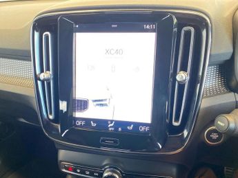 VOLVO XC40 1.5H T5 Twin Engine Recharge 10.7Kwh R-Design Pro Suv 5Dr Petrol