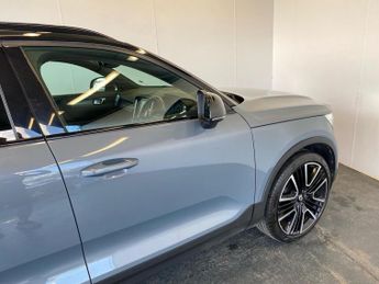VOLVO XC40 1.5H T5 Twin Engine Recharge 10.7Kwh R-Design Pro Suv 5Dr Petrol