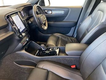 VOLVO XC40 1.5H T5 Twin Engine Recharge 10.7Kwh R-Design Pro Suv 5Dr Petrol