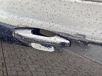 VOLVO XC40 2.0 B4 Mhev Momentum Suv 5Dr Petrol Hybrid Auto Awd Euro 6 (S/S)