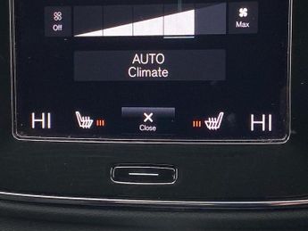 VOLVO XC40 2.0 B4 Mhev Momentum Suv 5Dr Petrol Hybrid Auto Awd Euro 6 (S/S)