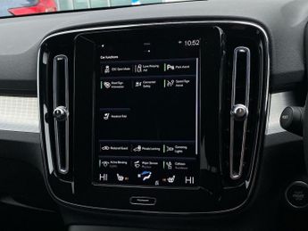 VOLVO XC40 2.0 B4 Mhev Momentum Suv 5Dr Petrol Hybrid Auto Awd Euro 6 (S/S)