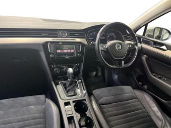VOLKSWAGEN PASSAT 2.0 Tdi Bluemotion Tech Gt Saloon 4Dr Diesel Dsg Euro 6 (S/S) (1