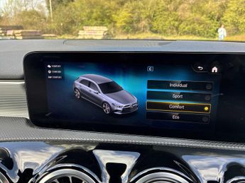 MERCEDES-BENZ A CLASS A180 Amg Line Premium 5Dr Auto