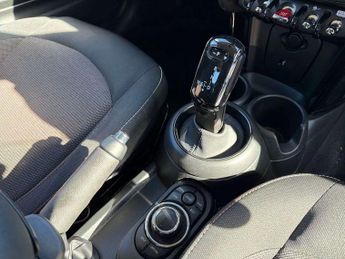 MINI HATCHBACK 1.5 Cooper Classic 3Dr Auto