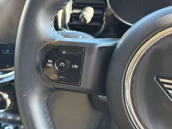 MINI HATCHBACK 1.5 Cooper Classic 3Dr Auto