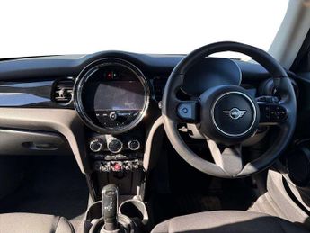 MINI HATCHBACK 1.5 Cooper Classic 3Dr Auto