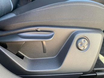 AUDI Q2 1.5 Tfsi Cod 35 Sport Suv 5Dr Petrol S Tronic Euro 6 (S/S) (150 