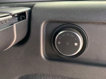 LAND ROVER DISCOVERY SPORT 2.0 D200 Mhev Dynamic Se Suv 5Dr Diesel Auto 4Wd Euro 6 (S/S) (2